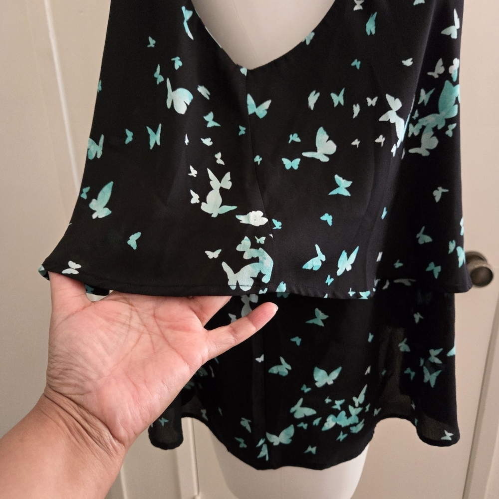 Top by Torrid - Picture 7 of 10